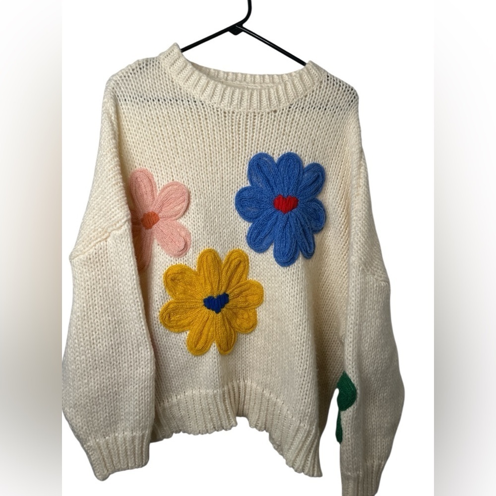 BiBi Cream Oversized Chunky Sweater with Colorful Floral Embroidery NWOT